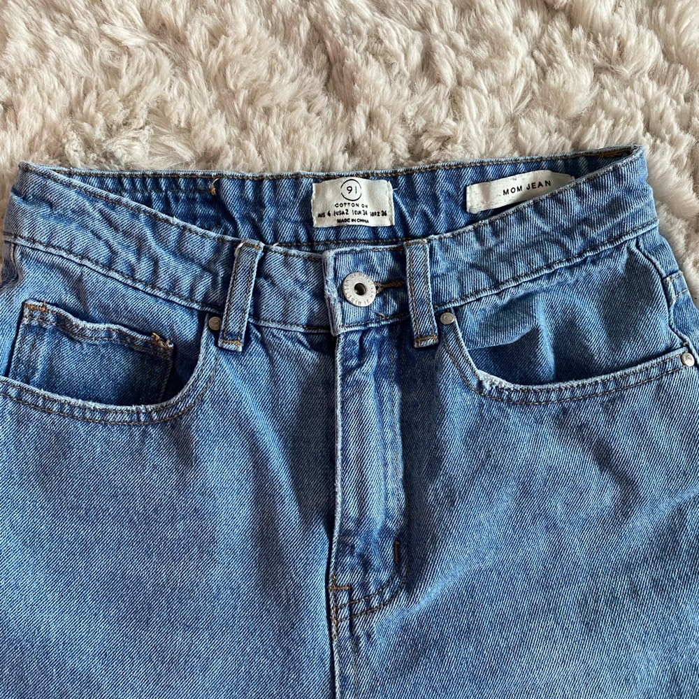 Cotton on light wash mom jeans